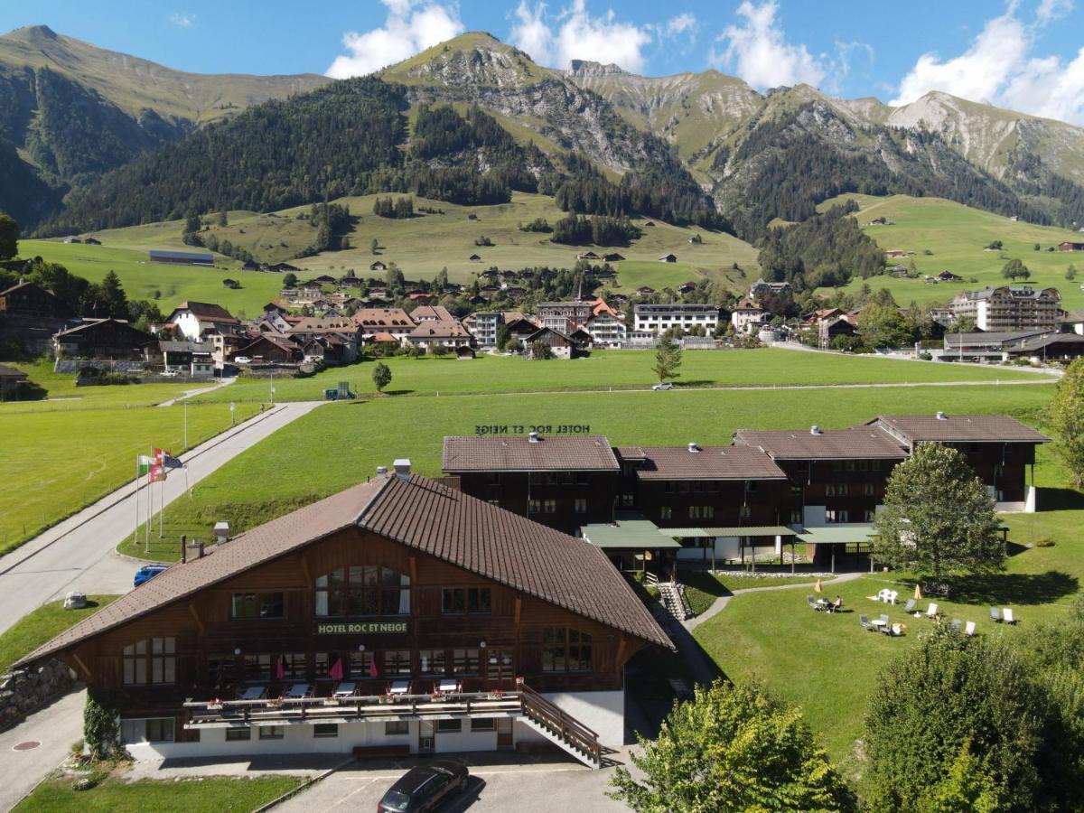 Hotel Roc Et Neige Chateau-d'Oex Exteriör bild