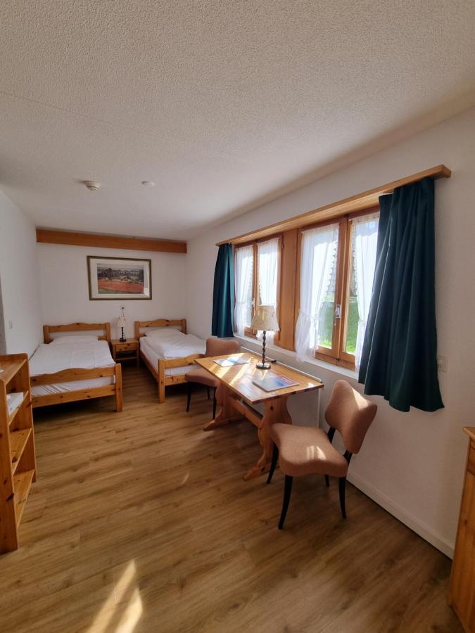Hotel Roc Et Neige Chateau-d'Oex Exteriör bild